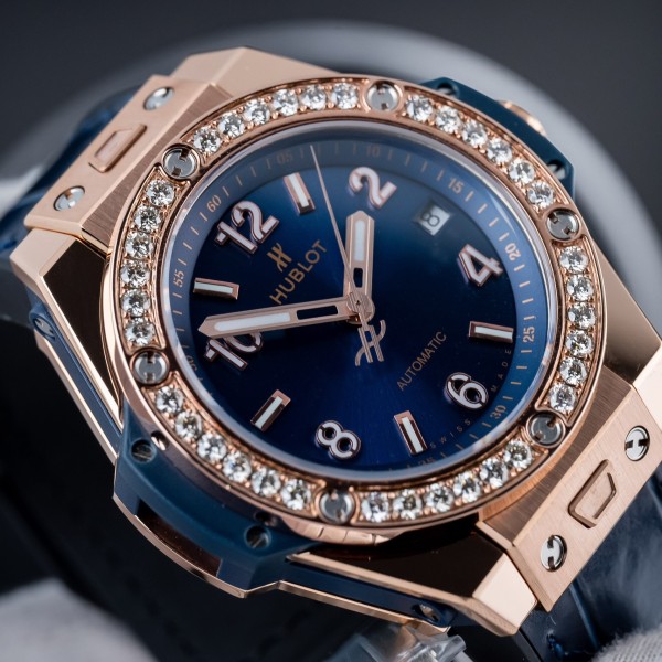 Đồng Hồ Hublot Big Bang One Click Viền Kim Cương Moissanite