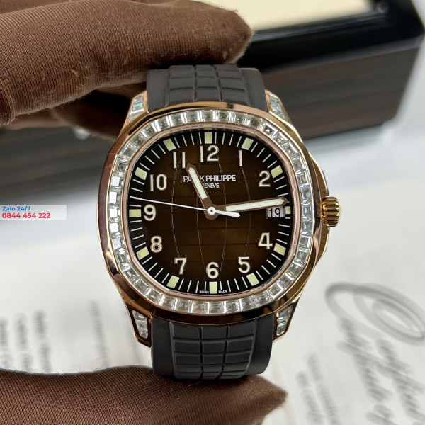 Đồng Hồ Patek Philippe Aquanaut 5167/300R-010 Bọc Vàng Độ Viền Kim Baguette Moissanite