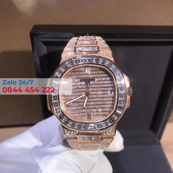 Đồng Hồ Patek Philippe Nautilus 5711 Rose Gold Diamonds Baguette