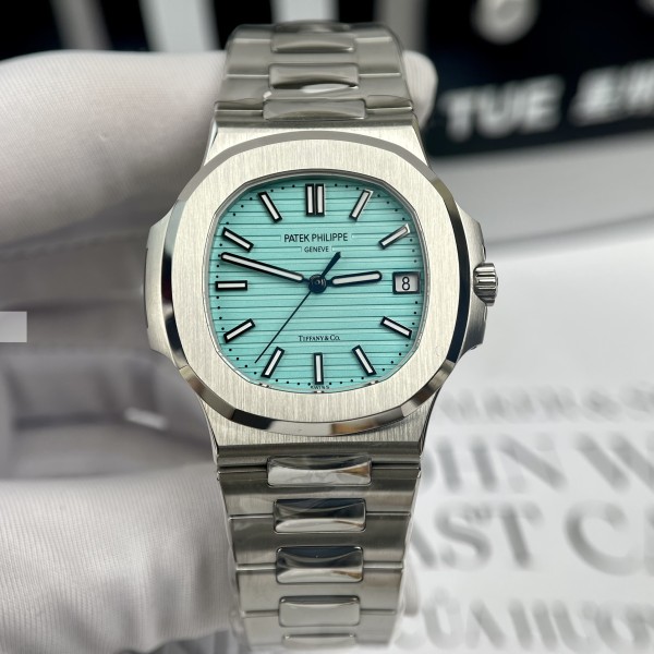 Đồng Hồ Patek Philippe Nautilus 5711 Tiffany & Co