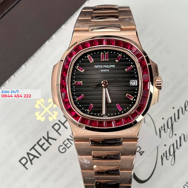 Đồng Hồ Patek Philippe Nautilus 5723/112R-001 Replica 1:1