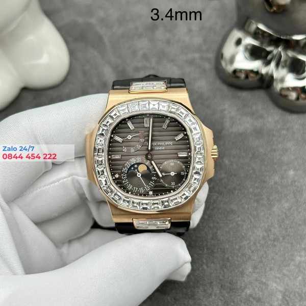 Đồng Hồ Patek Philippe nautilus 5724/1R-010 Rose Gold Kim Cương Baguette Bản máy mới