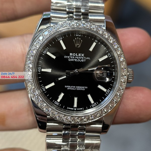 Đồng Hồ Rolex Datejust 126284 Mặt Số Đen Viền Kim Cương Moissanite Siêu Cấp