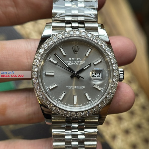 Đồng Hồ Rolex Datejust 126284 Mặt Số Gray Viền Đá Replica