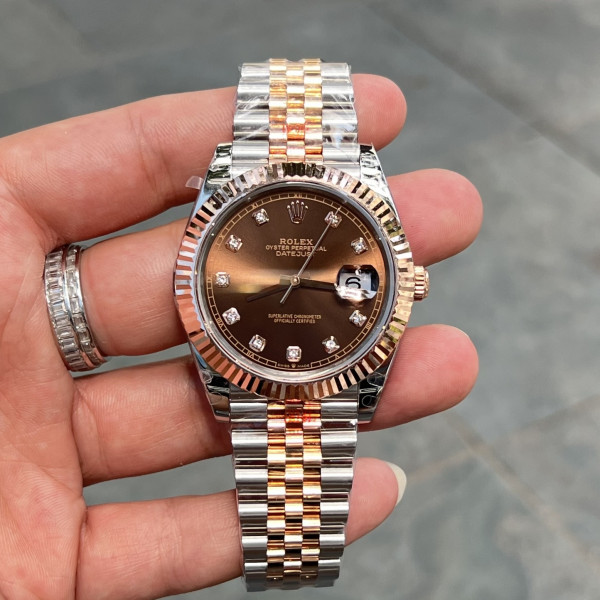 Đồng Hồ Rolex Datejust 41 126331 Mặt Số Chocolate Cọc Số Kim Cương