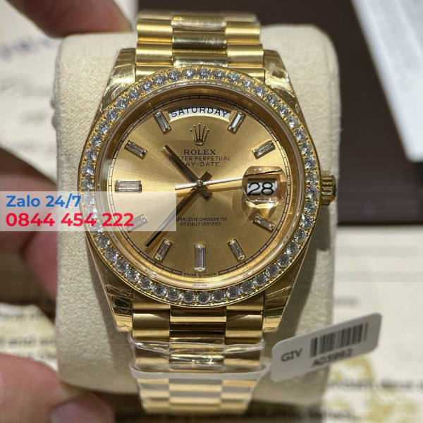 Đồng Hồ Rolex Day-Date 40  228348RBR diamonds