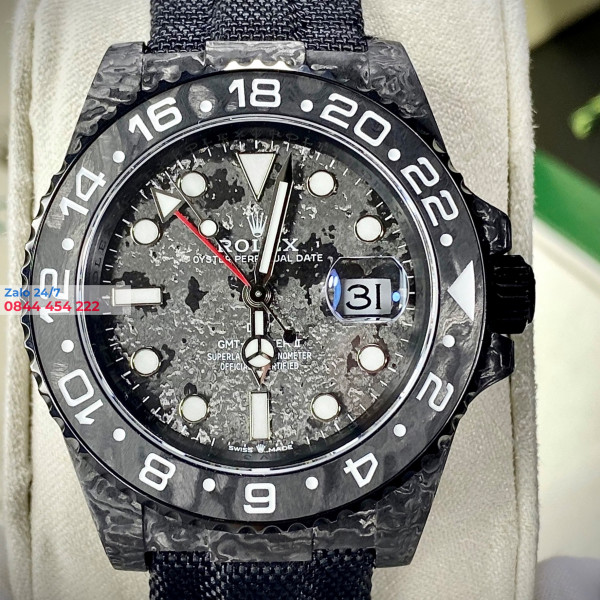 Đồng Hồ Rolex GMT-Master II Rep 1:1 116710 Full Carbon DiW