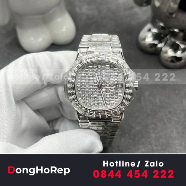 Patek philippe nautilus 5719 full baguette diamond custom au750 