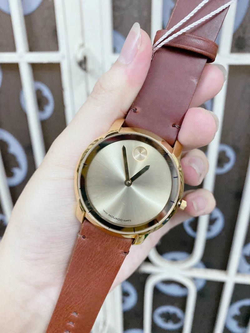 Mẫu đồng hồ Movado Bold nam dây da màu nâu nam tính và sang trọng