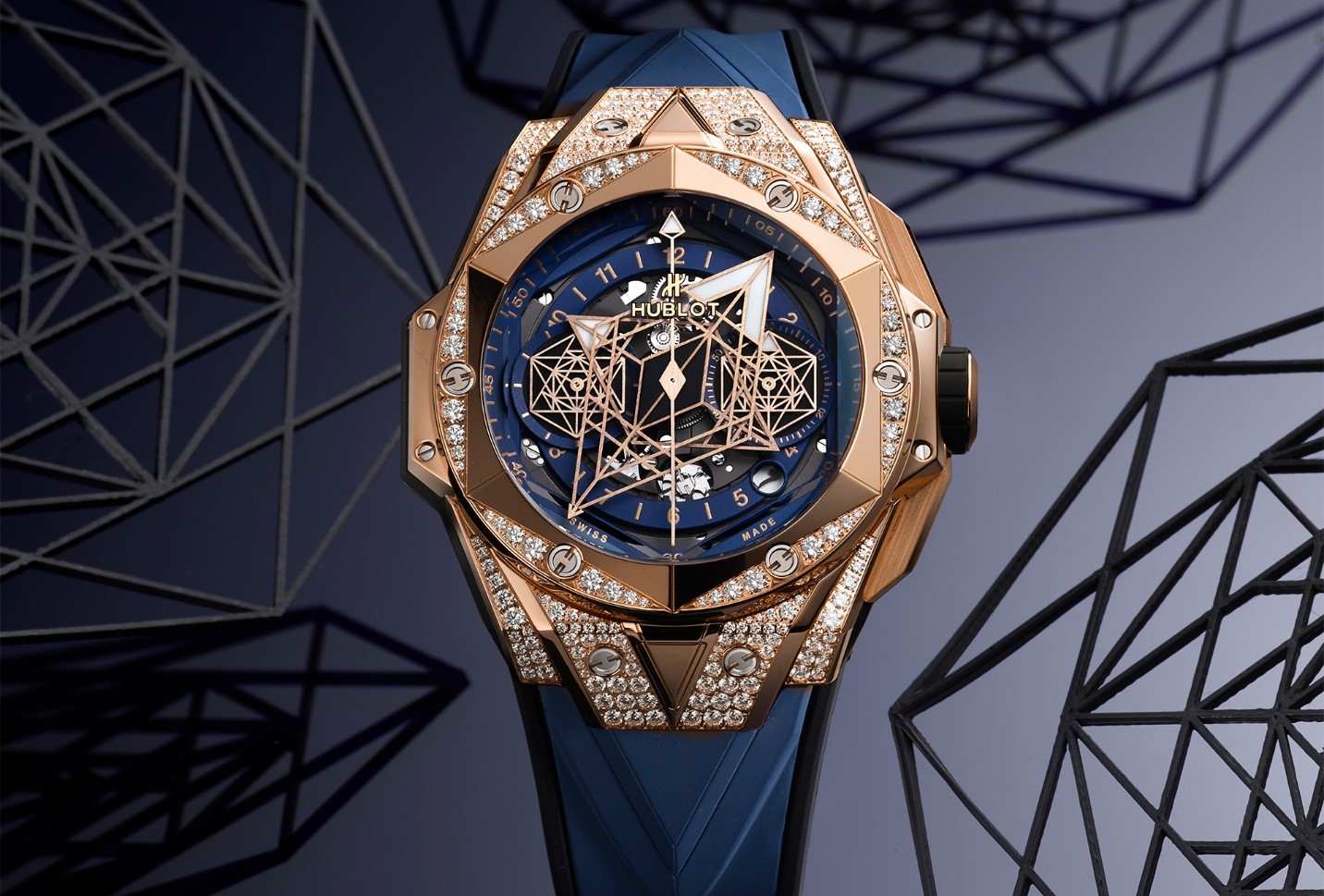 Siêu phẩm Hublot trang bị máy Automatic