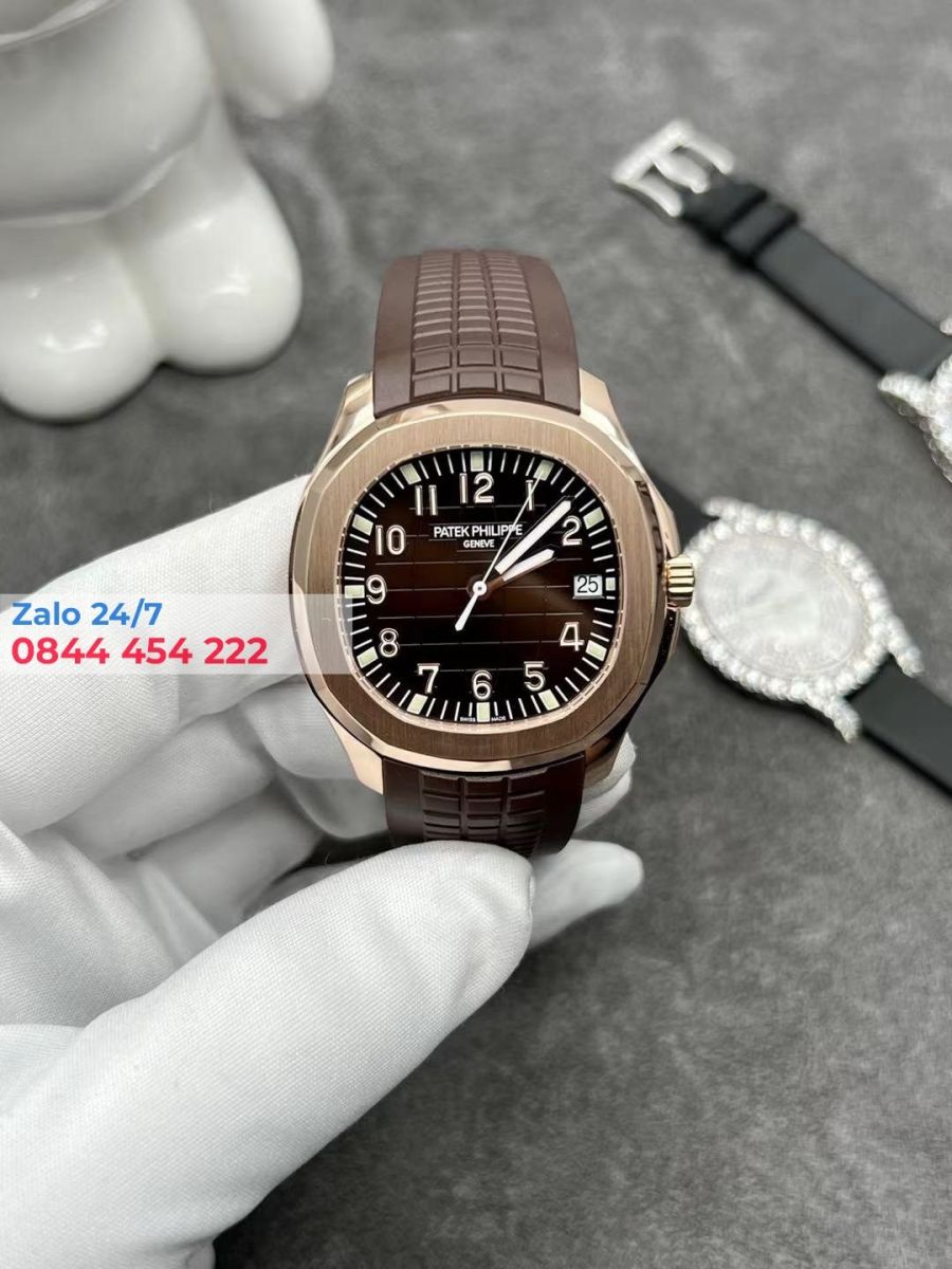 Đồng hồ Patek Philippe Aquanaut 5167R vàng khối 18k khỏe khoắn, năng động