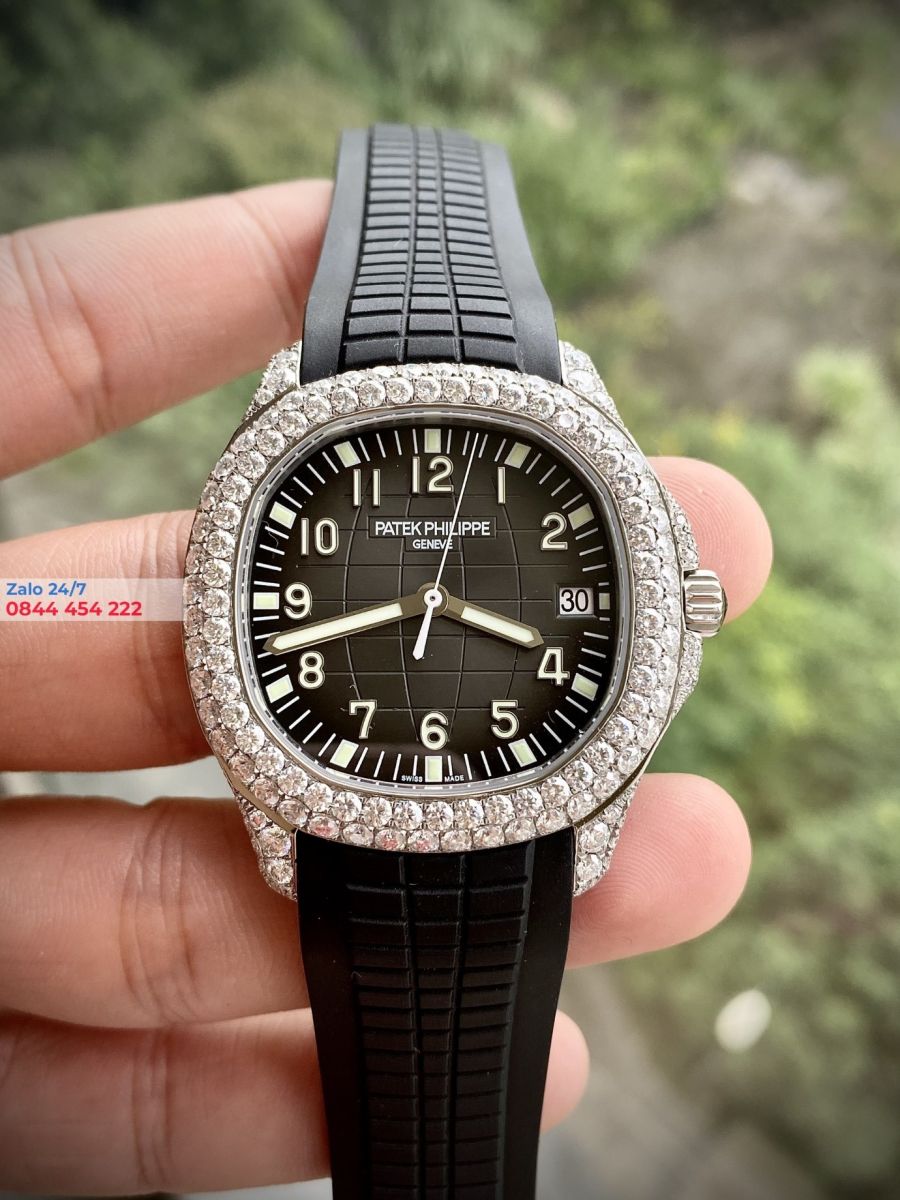 Đẳng cấp đồng hồ Patek Philippe Aquanaut kim cương Moissanite