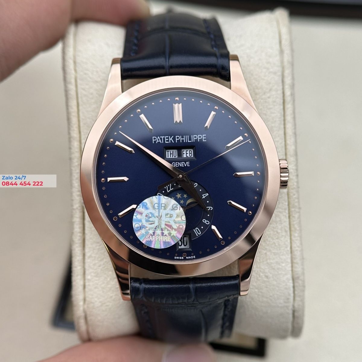 Đồng hồ Patek Philippe Complication 5396R-011 không kén người dùng