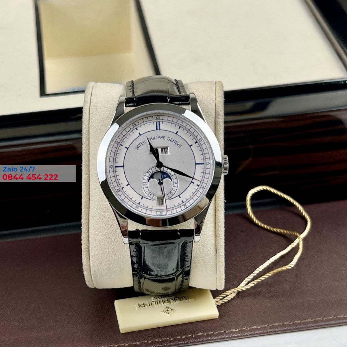 Patek Philippe Complications Annual Calendar 5396G-001 với vẻ đẹp cổ điển