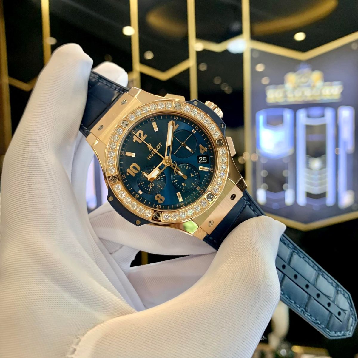 Mẹo thay dây đồng hồ Hublot siêu nhanh