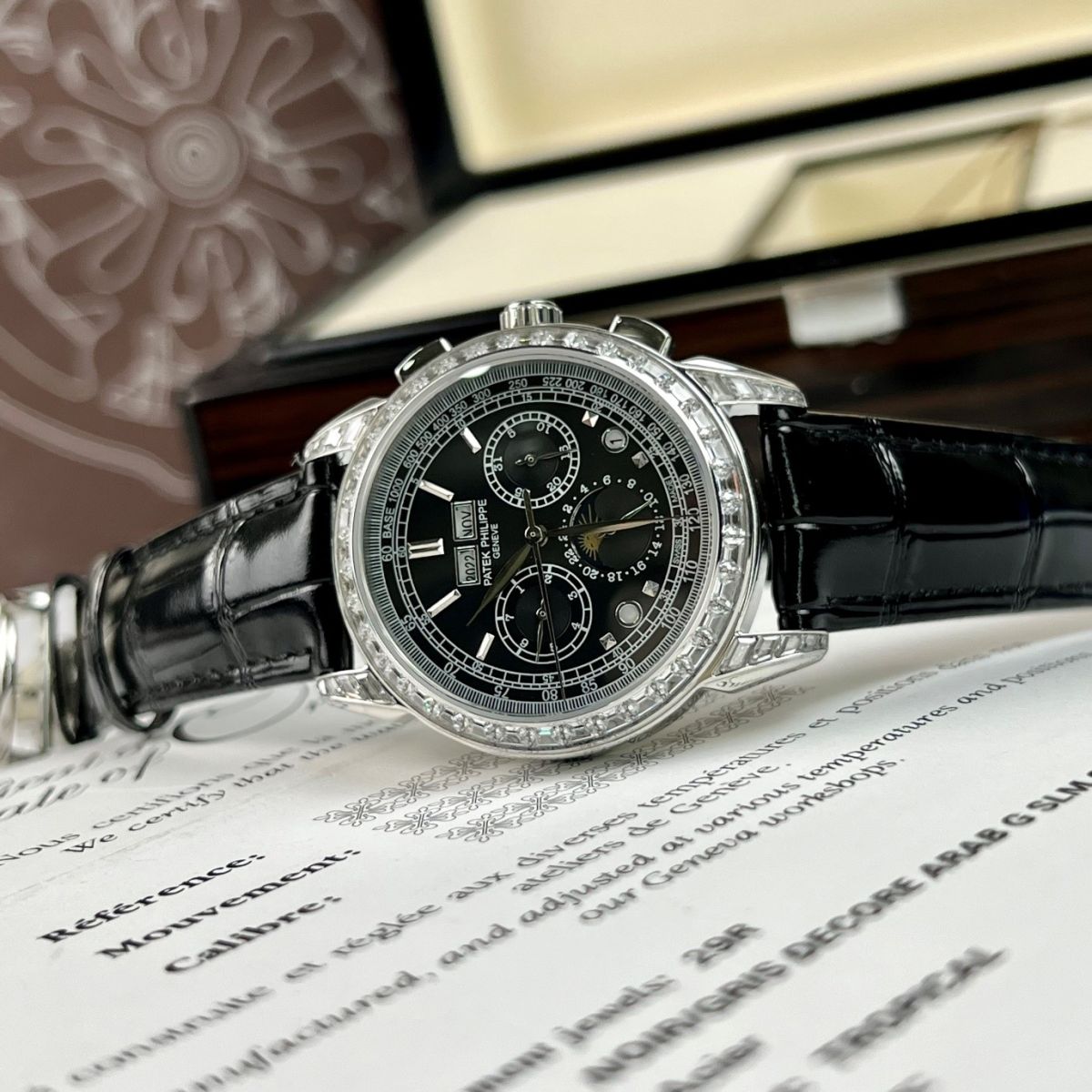 Diện mạo Patek Philipe Perpetal Calendar Rep 1:1 đầy cuốn hút