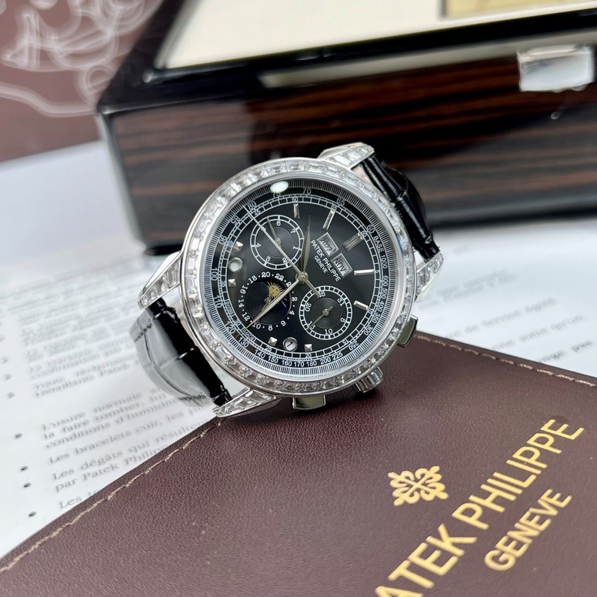 Kiệt tác Patek Philippe Perpetual Calendar chưa bao giờ thôi hấp dẫn