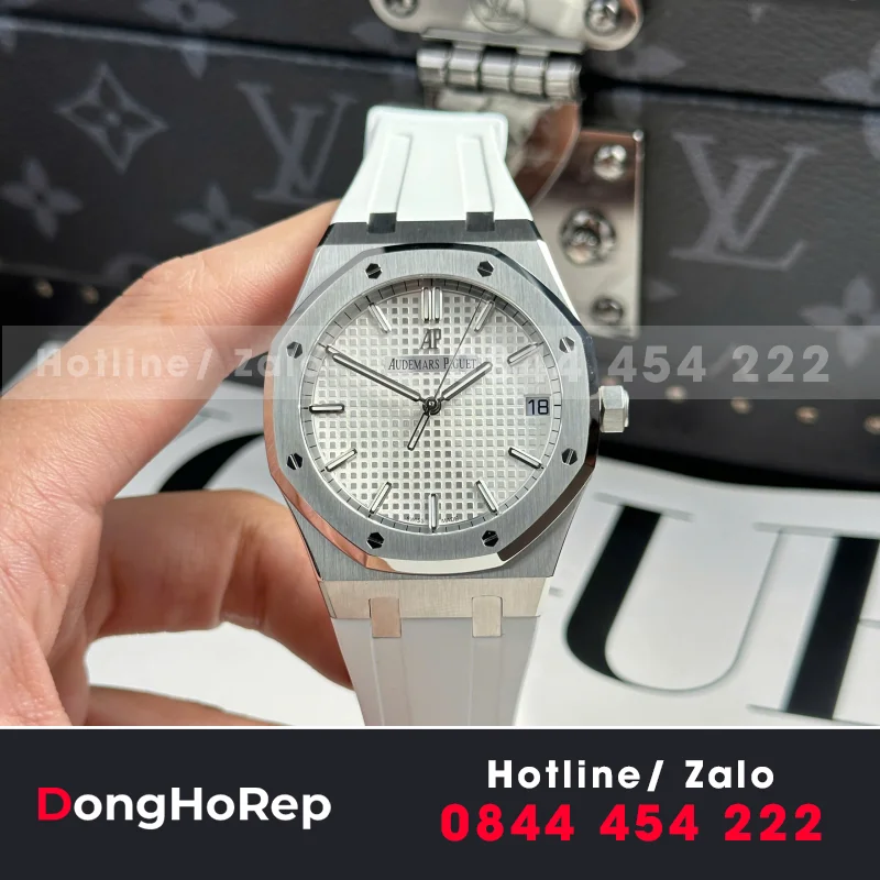 Đồng Hồ Audemars Piguet Royal Oak 15500OR Rep 11 Nhà Máy APS 41mm