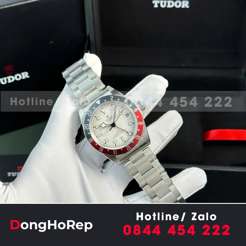 Đồng Hồ Tudor Black Bay GMT Mặt Trắng Replica 1 1 Nhà Máy ZF 41mm