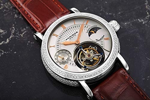 Trải nghiệm tính năng của đồng hồ Tourbillon máy cơ